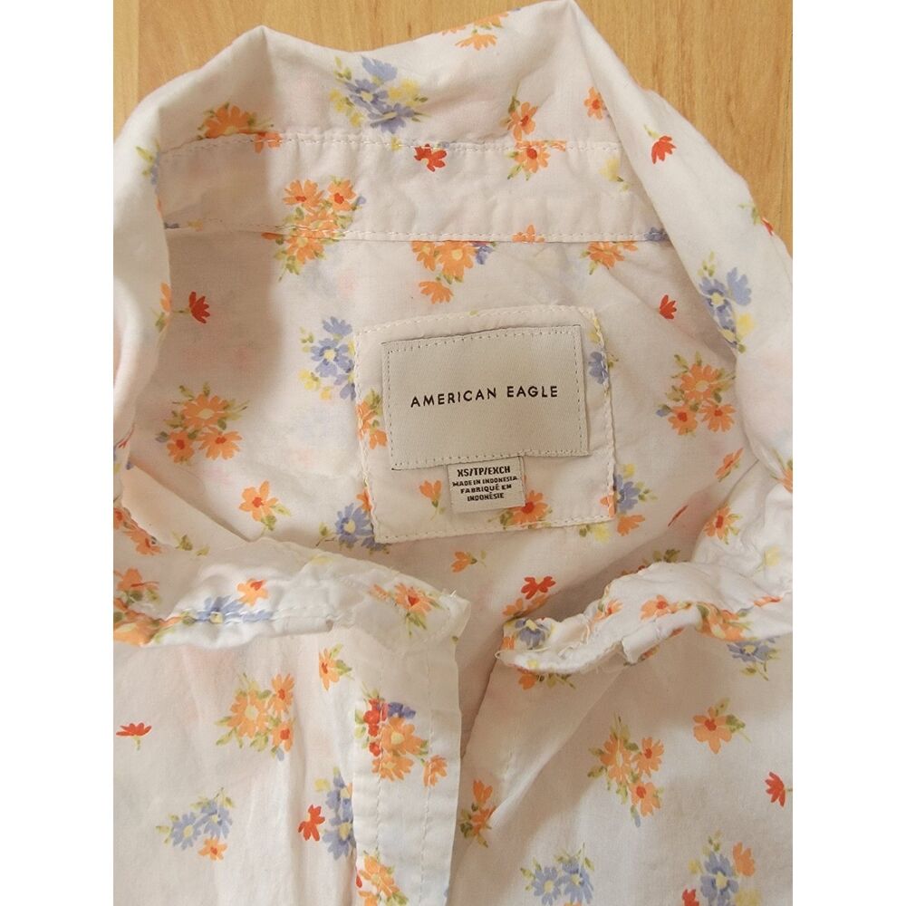 American Eagle Women's Floral Button Down Shirt 100% Cotton XS XSmall